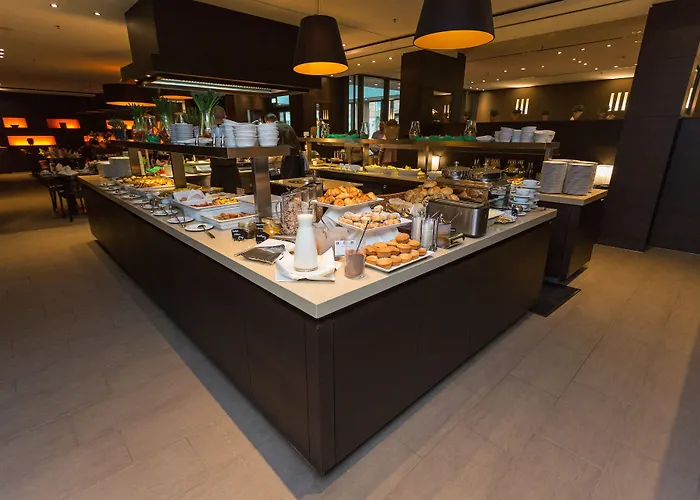 Atlantic Grand 4* ברמן